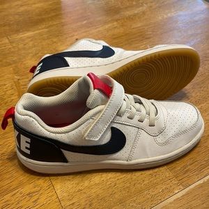 Nike shoes size 1.5 court borough low top Velcro